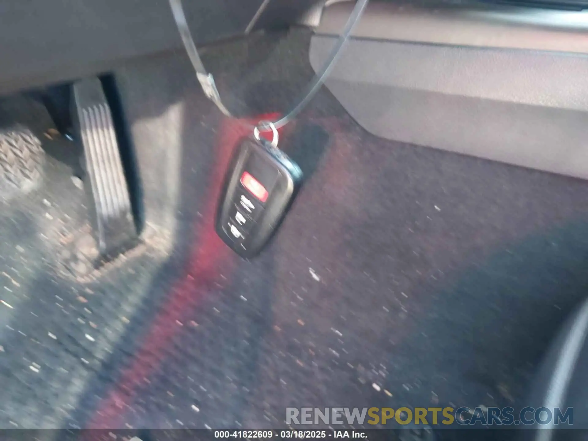 11 Photograph of a damaged car 4T1T11AK6MU562091 TOYOTA CAMRY 2021
