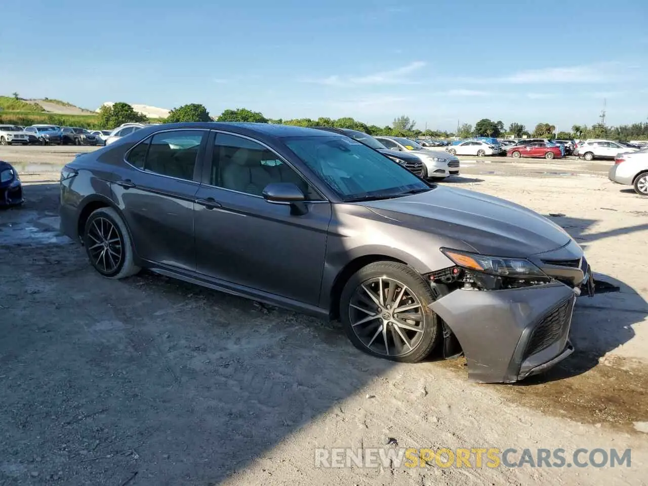 4 Photograph of a damaged car 4T1T11AK6MU591428 TOYOTA CAMRY 2021