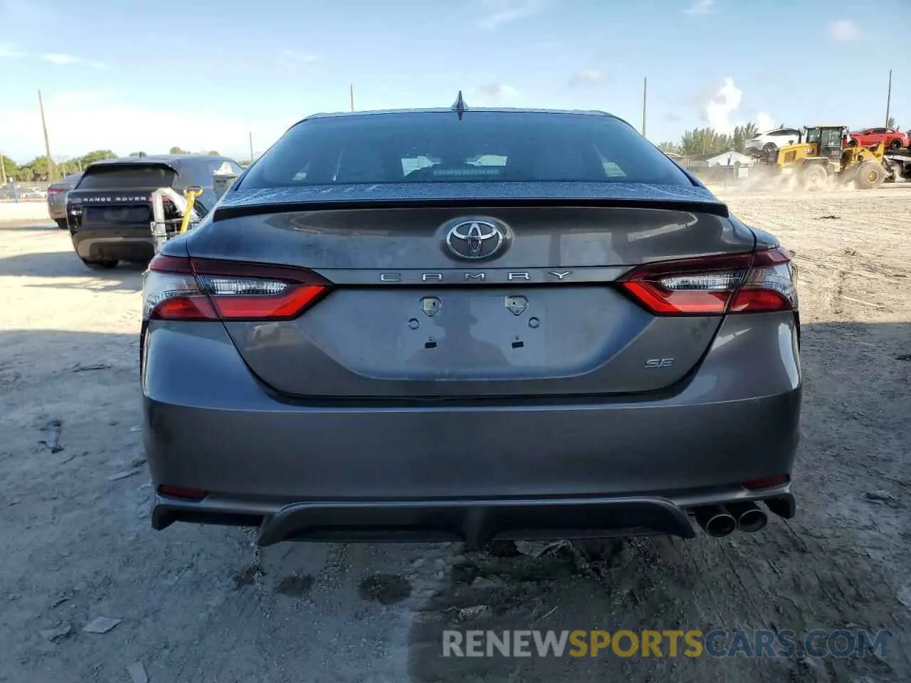 6 Photograph of a damaged car 4T1T11AK6MU591428 TOYOTA CAMRY 2021