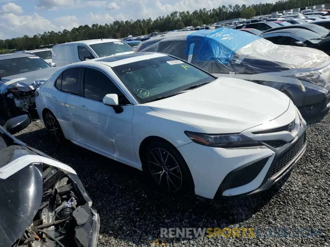 4 Photograph of a damaged car 4T1T11AK7MU477616 TOYOTA CAMRY 2021