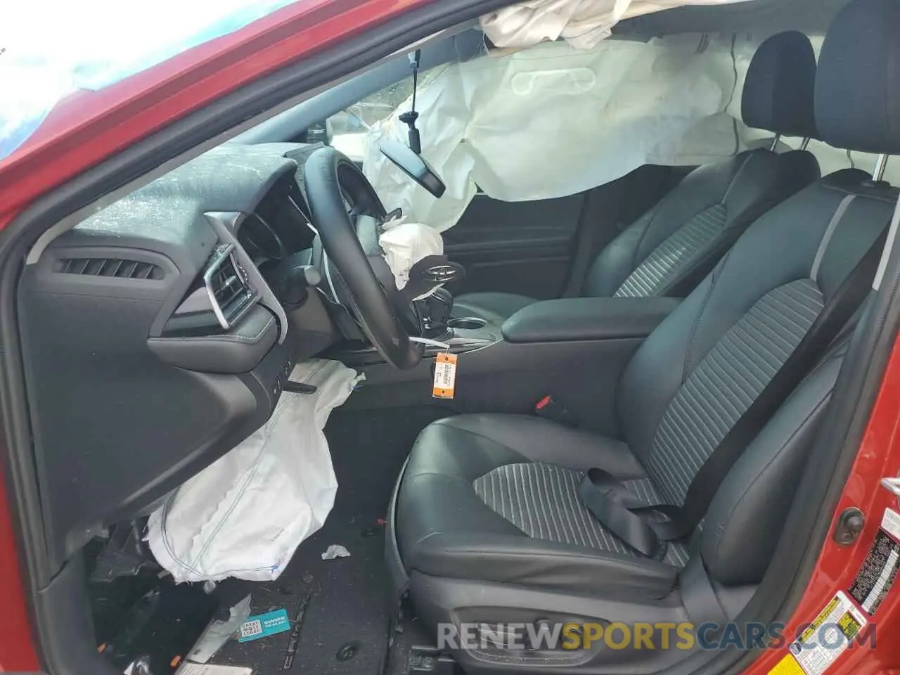 7 Photograph of a damaged car 4T1T11AK7MU490320 TOYOTA CAMRY 2021