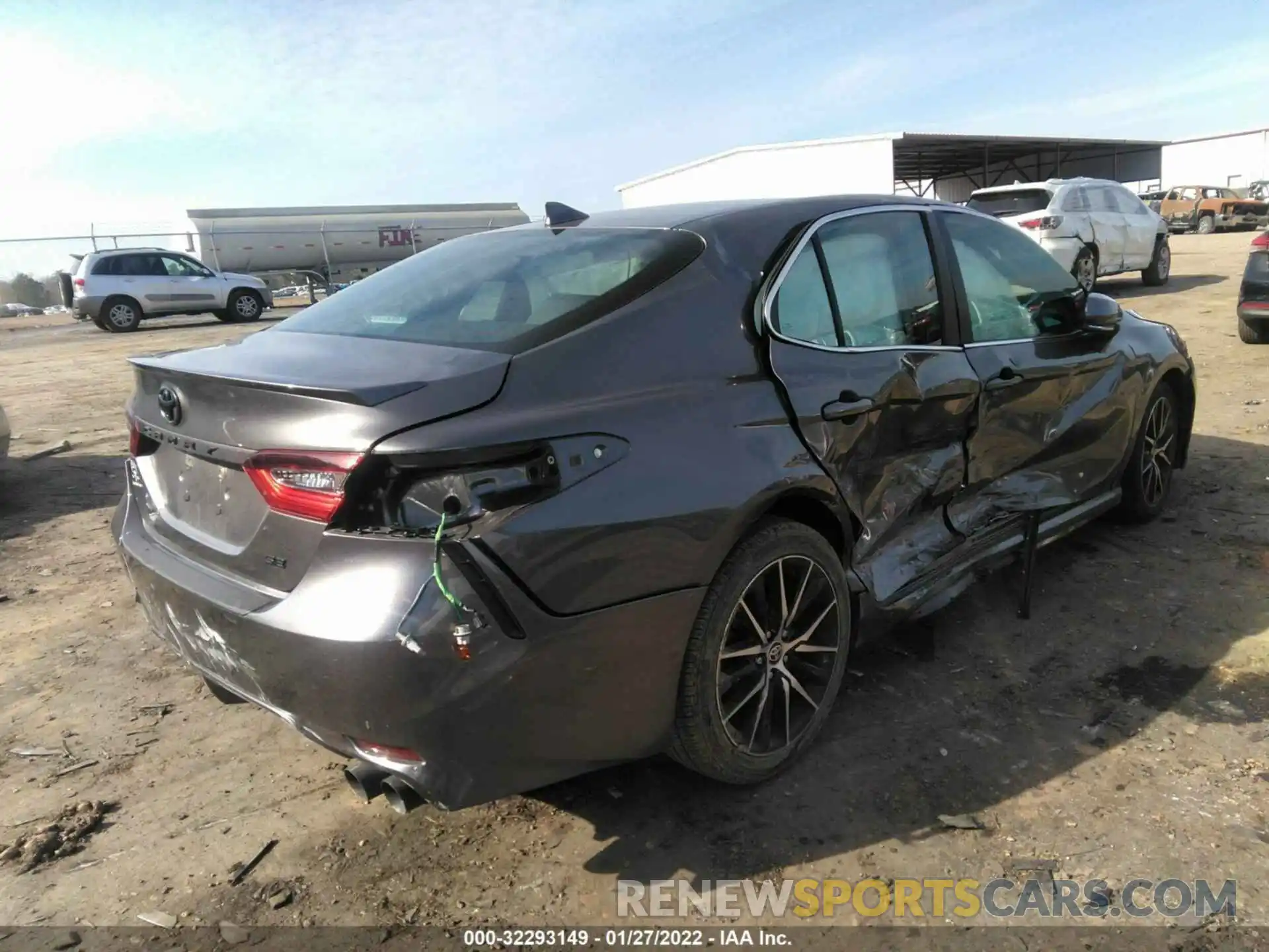 4 Photograph of a damaged car 4T1T11AK7MU564979 TOYOTA CAMRY 2021