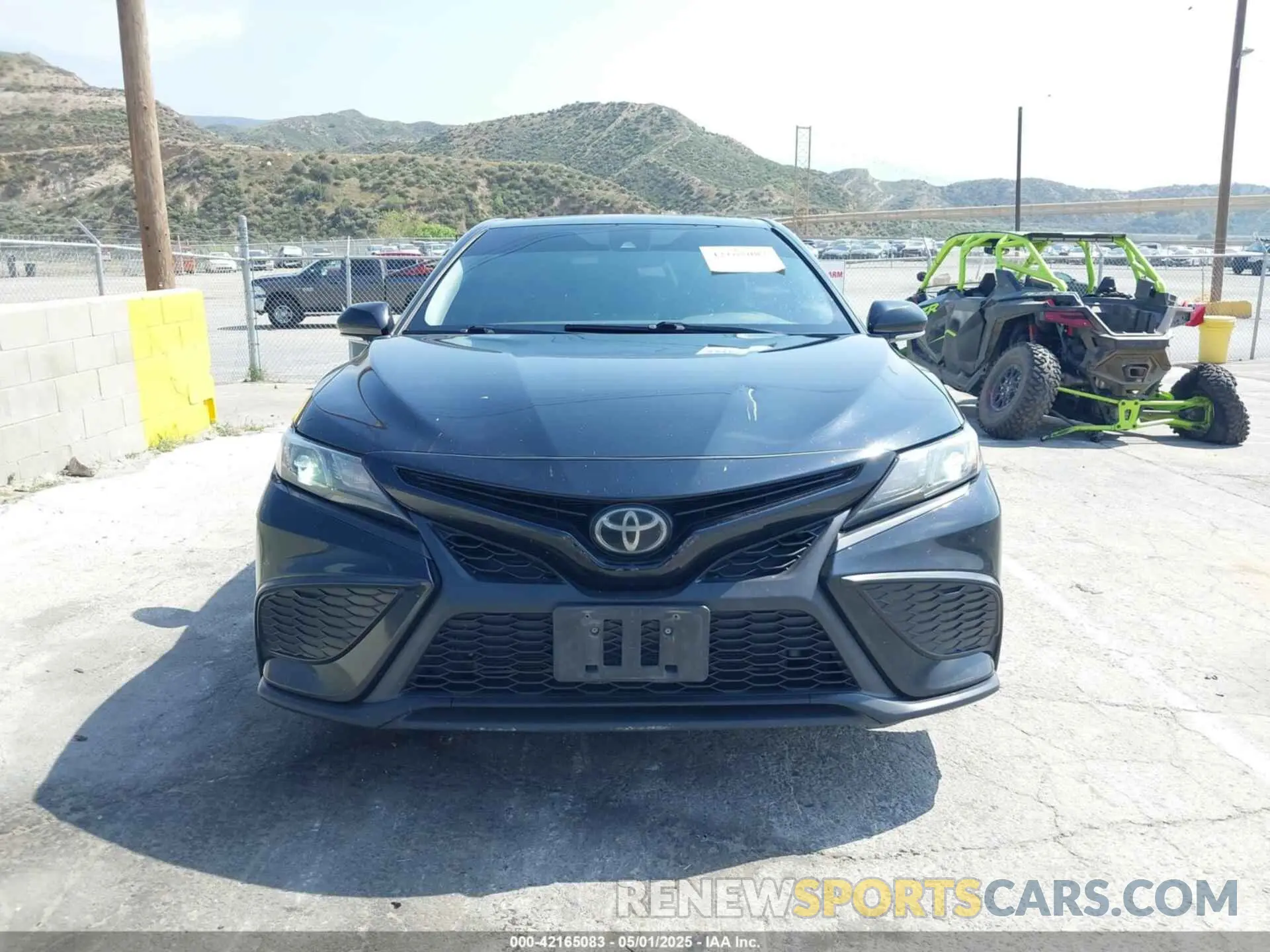 12 Photograph of a damaged car 4T1T11AK7MU615798 TOYOTA CAMRY 2021