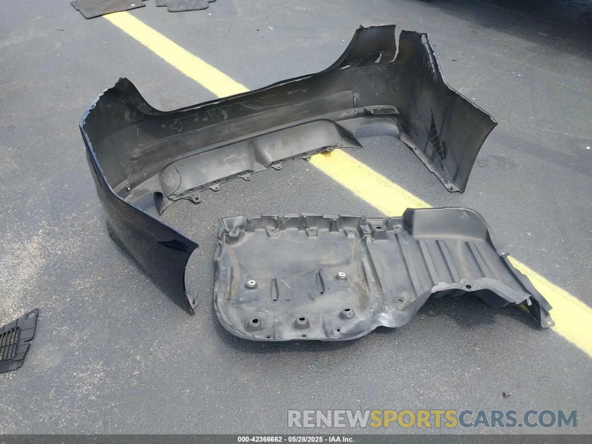 12 Photograph of a damaged car 4T1T11AK8MU493095 TOYOTA CAMRY 2021