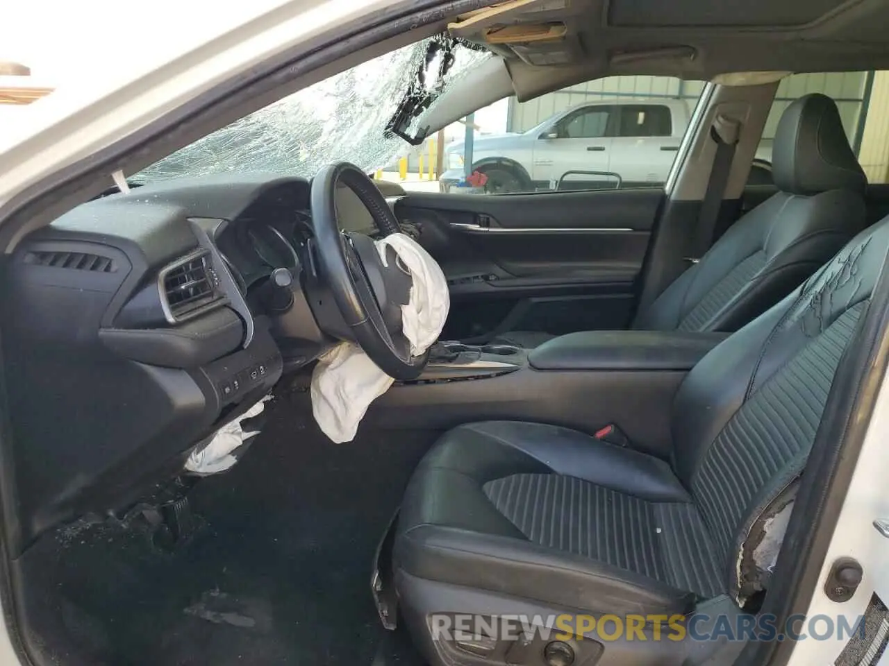7 Photograph of a damaged car 4T1T11AK8MU544868 TOYOTA CAMRY 2021