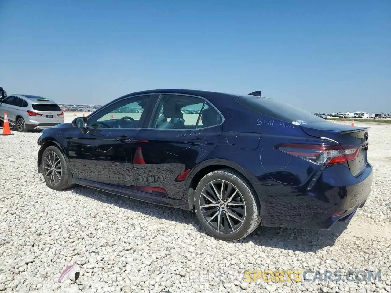 2 Photograph of a damaged car 4T1T11AK8MU575540 TOYOTA CAMRY 2021