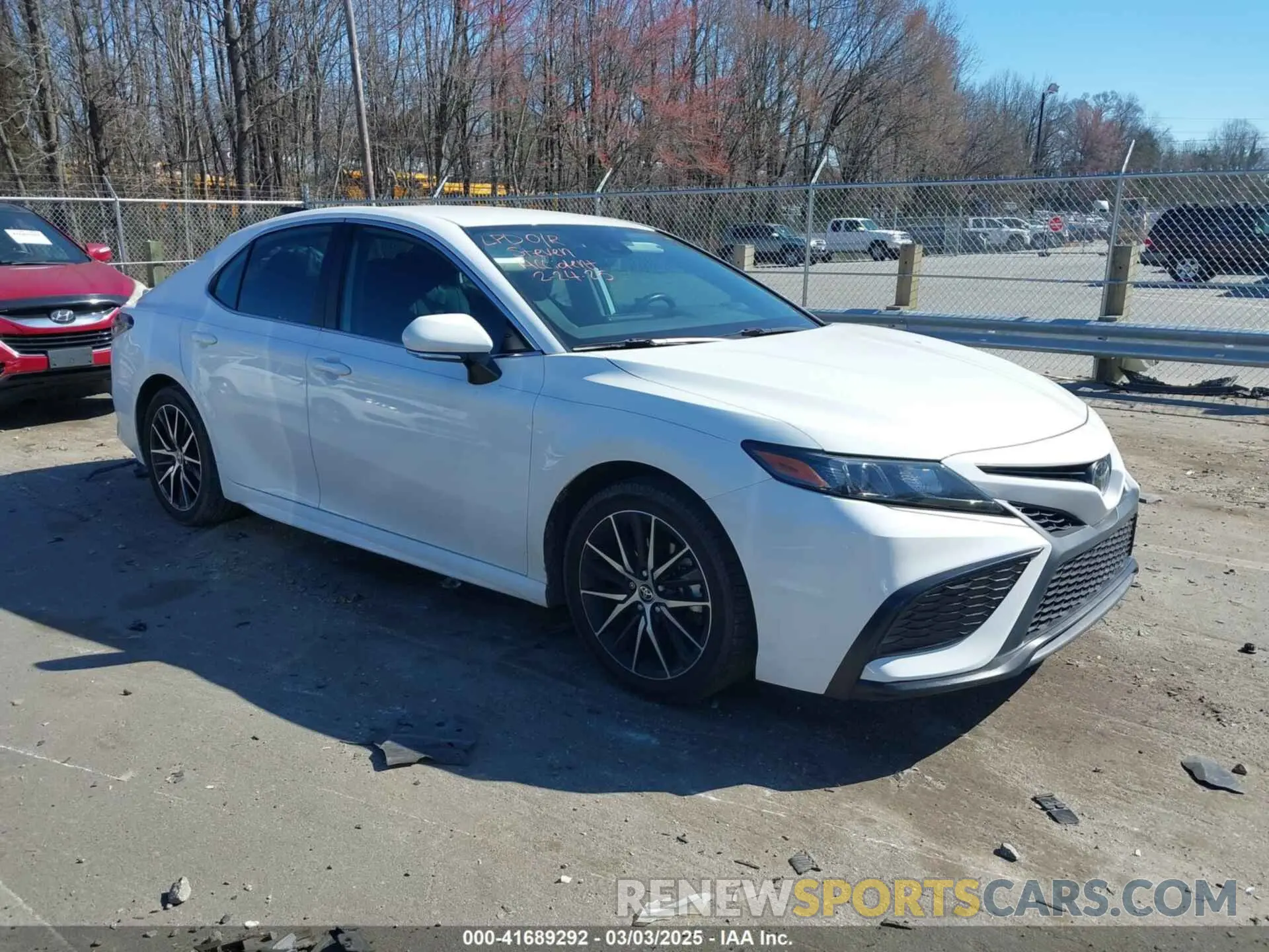 1 Photograph of a damaged car 4T1T11AK9MU482543 TOYOTA CAMRY 2021