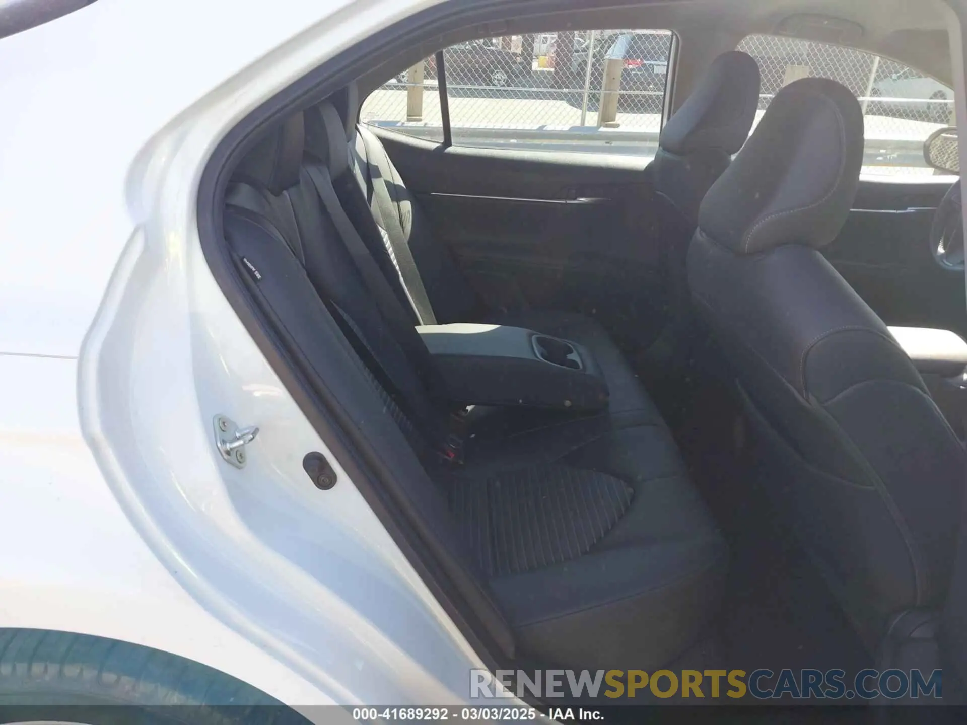 8 Photograph of a damaged car 4T1T11AK9MU482543 TOYOTA CAMRY 2021