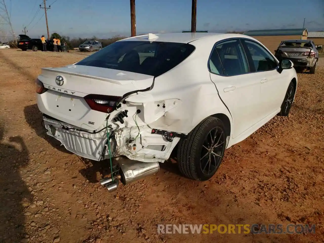 4 Photograph of a damaged car 4T1T11AK9MU483417 TOYOTA CAMRY 2021