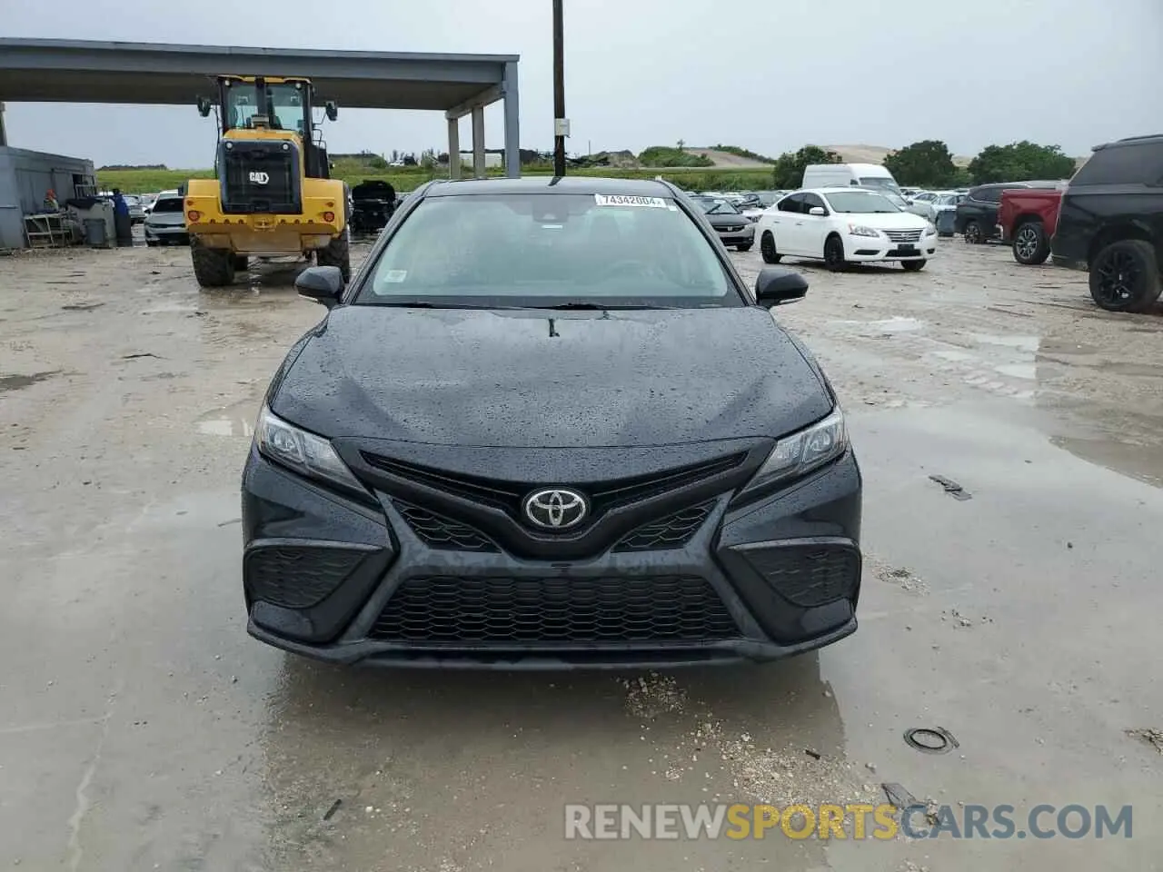 5 Photograph of a damaged car 4T1T11AK9MU565857 TOYOTA CAMRY 2021
