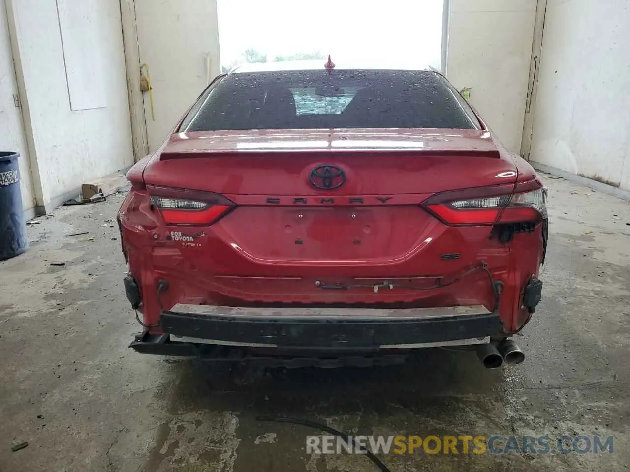 6 Photograph of a damaged car 4T1T11AKXMU495494 TOYOTA CAMRY 2021