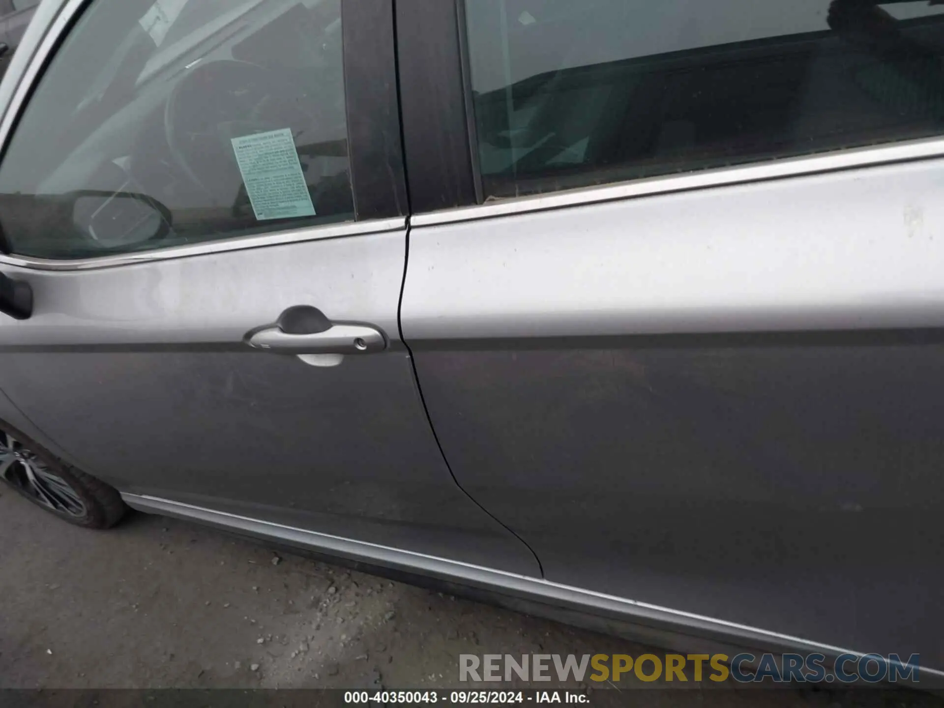 15 Photograph of a damaged car 4T1T11AKXMU539297 TOYOTA CAMRY 2021