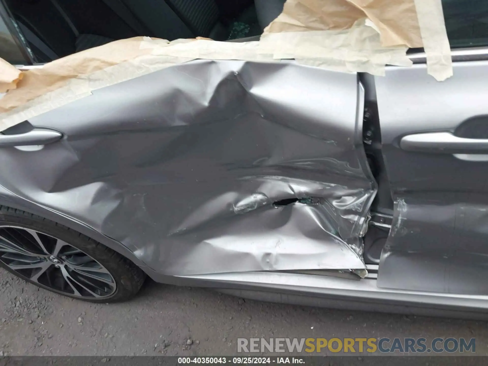 6 Photograph of a damaged car 4T1T11AKXMU539297 TOYOTA CAMRY 2021
