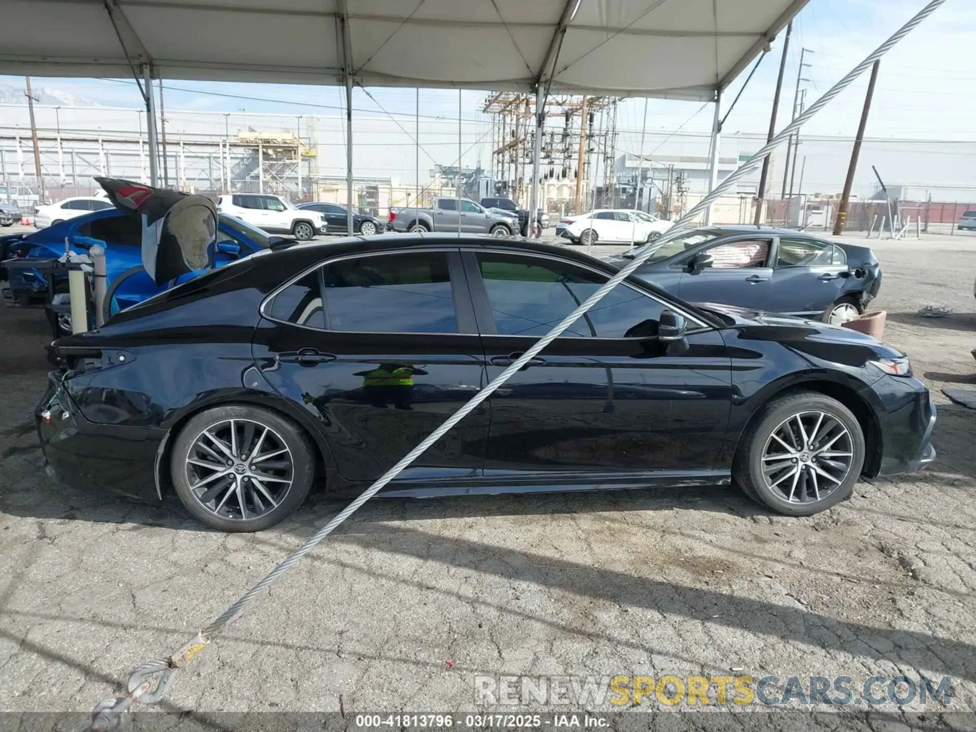 14 Photograph of a damaged car 4T1T11AKXMU552275 TOYOTA CAMRY 2021