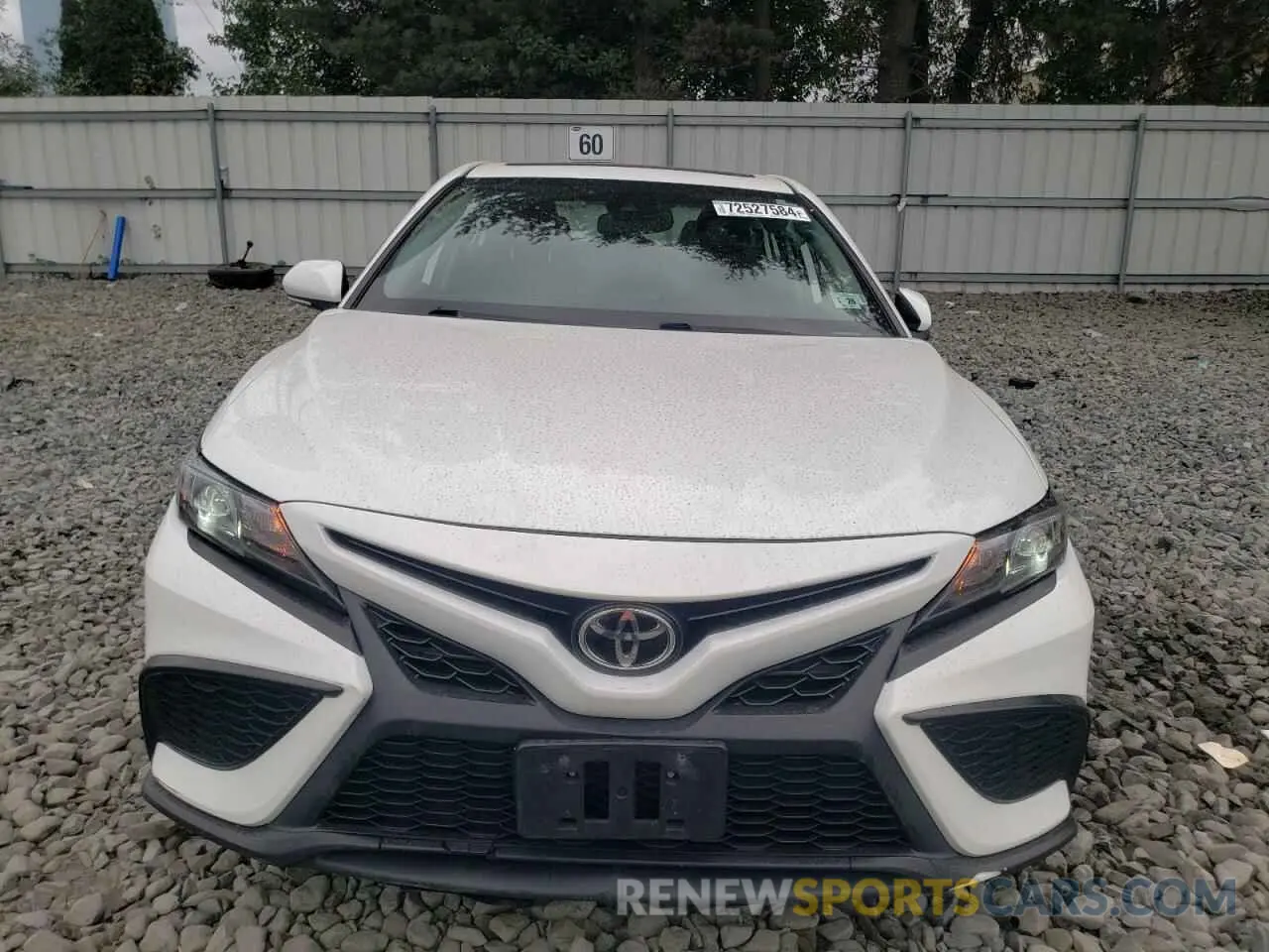5 Photograph of a damaged car 4T1T11BK2MU025670 TOYOTA CAMRY 2021