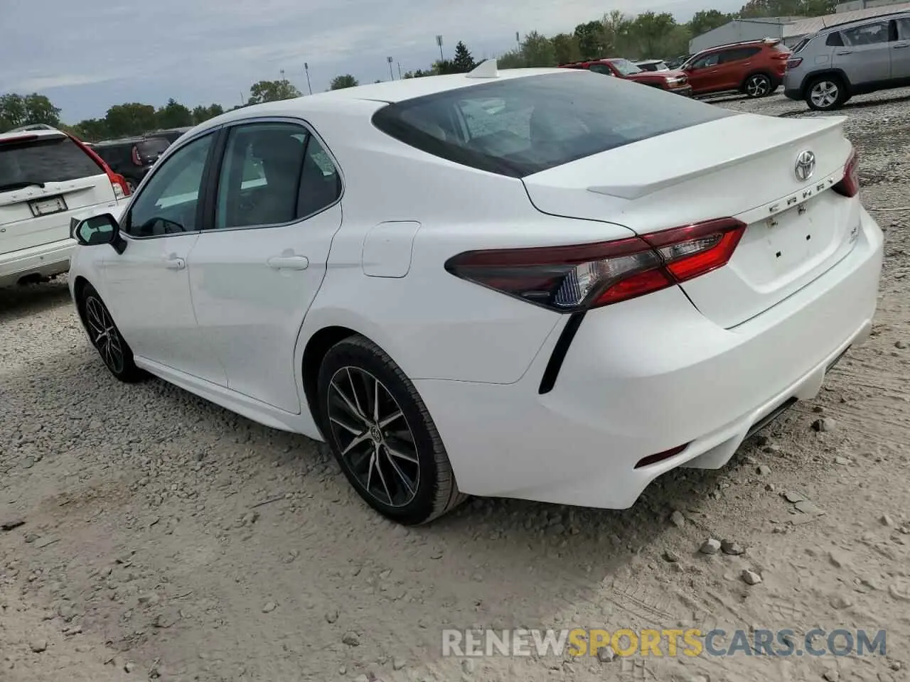 2 Photograph of a damaged car 4T1T11BK2MU025846 TOYOTA CAMRY 2021