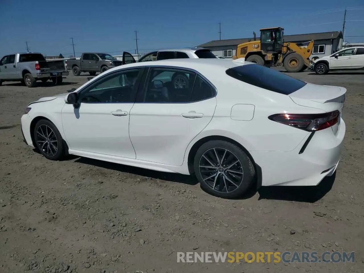 2 Photograph of a damaged car 4T1T11BK2MU041089 TOYOTA CAMRY 2021