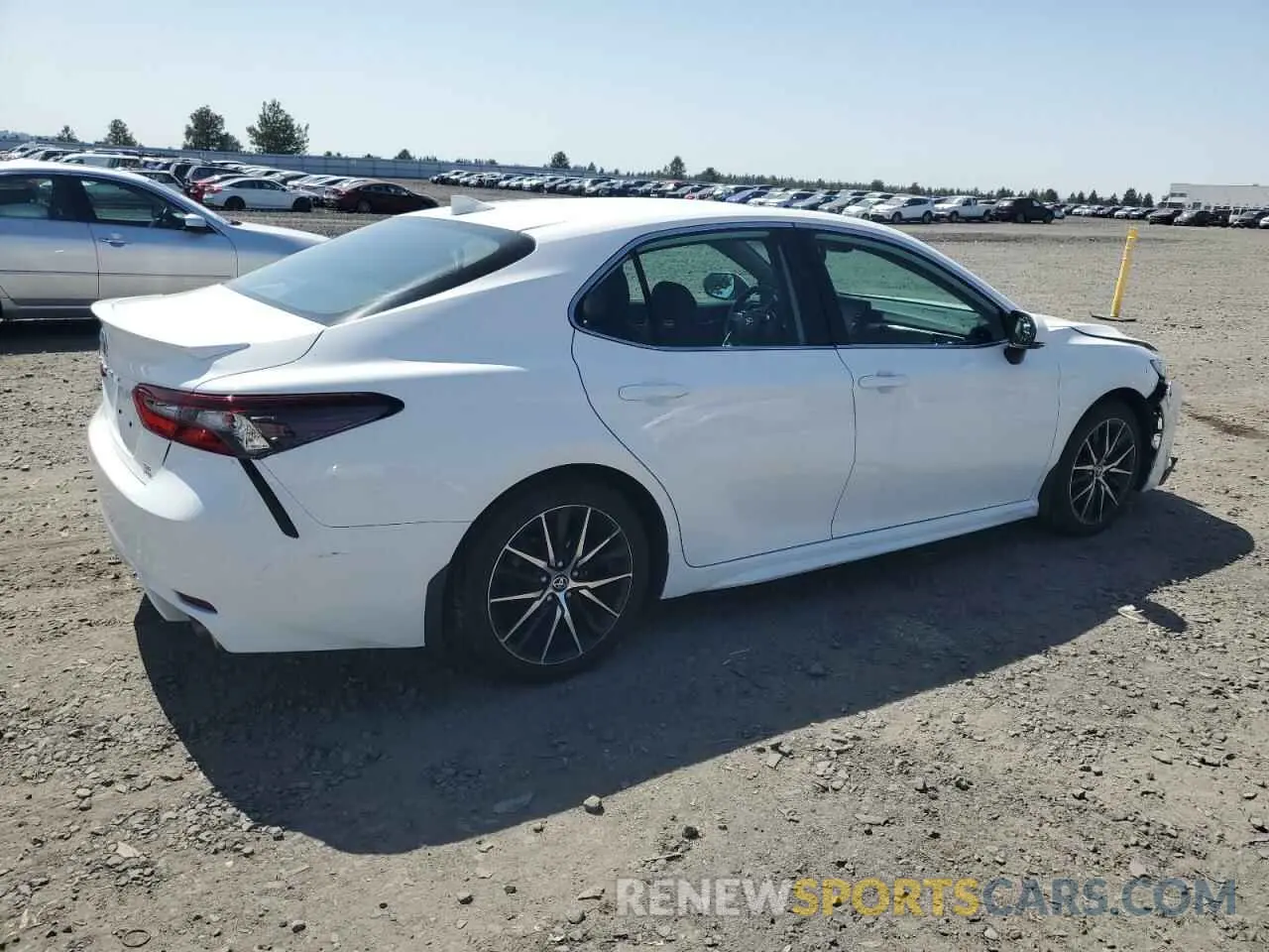 3 Photograph of a damaged car 4T1T11BK2MU041089 TOYOTA CAMRY 2021