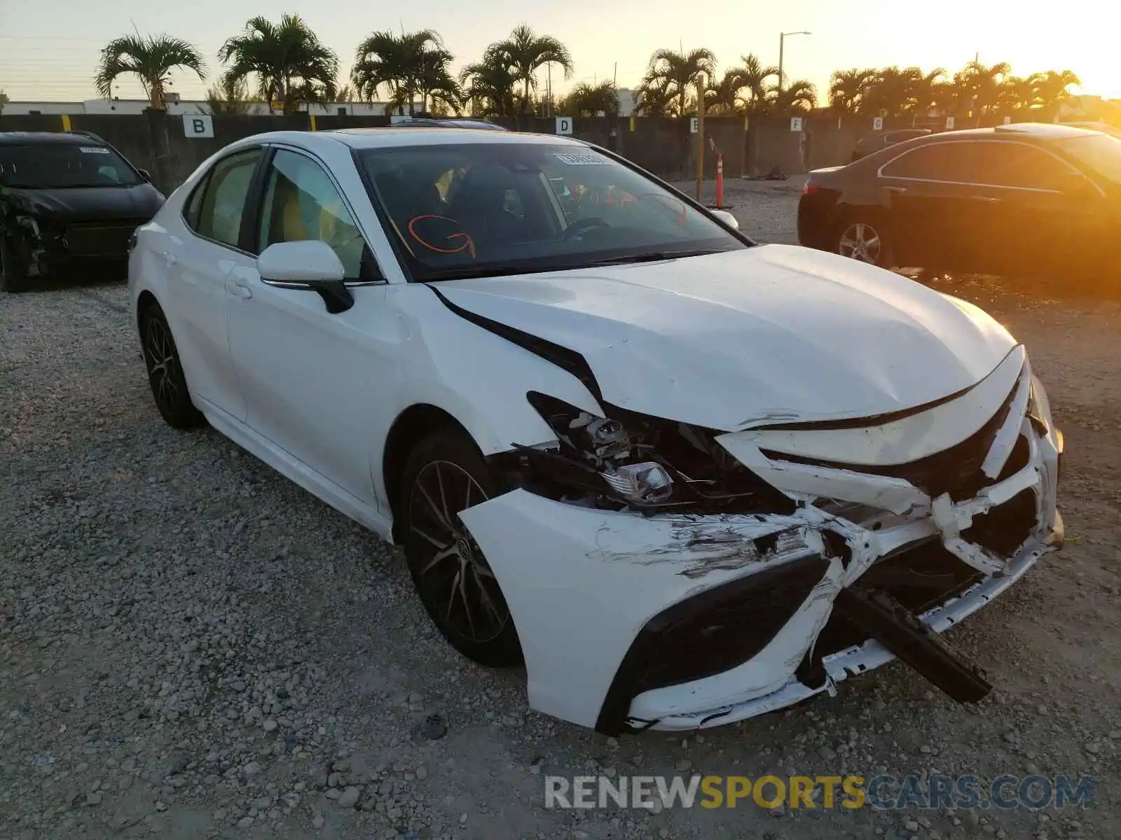 1 Photograph of a damaged car 4T1T11BK4MU023743 TOYOTA CAMRY 2021