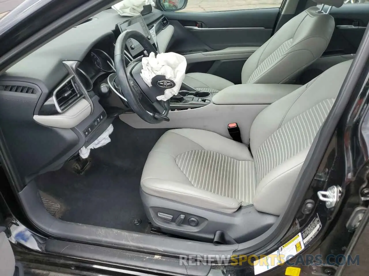 7 Photograph of a damaged car 4T1T11BK4MU024441 TOYOTA CAMRY 2021