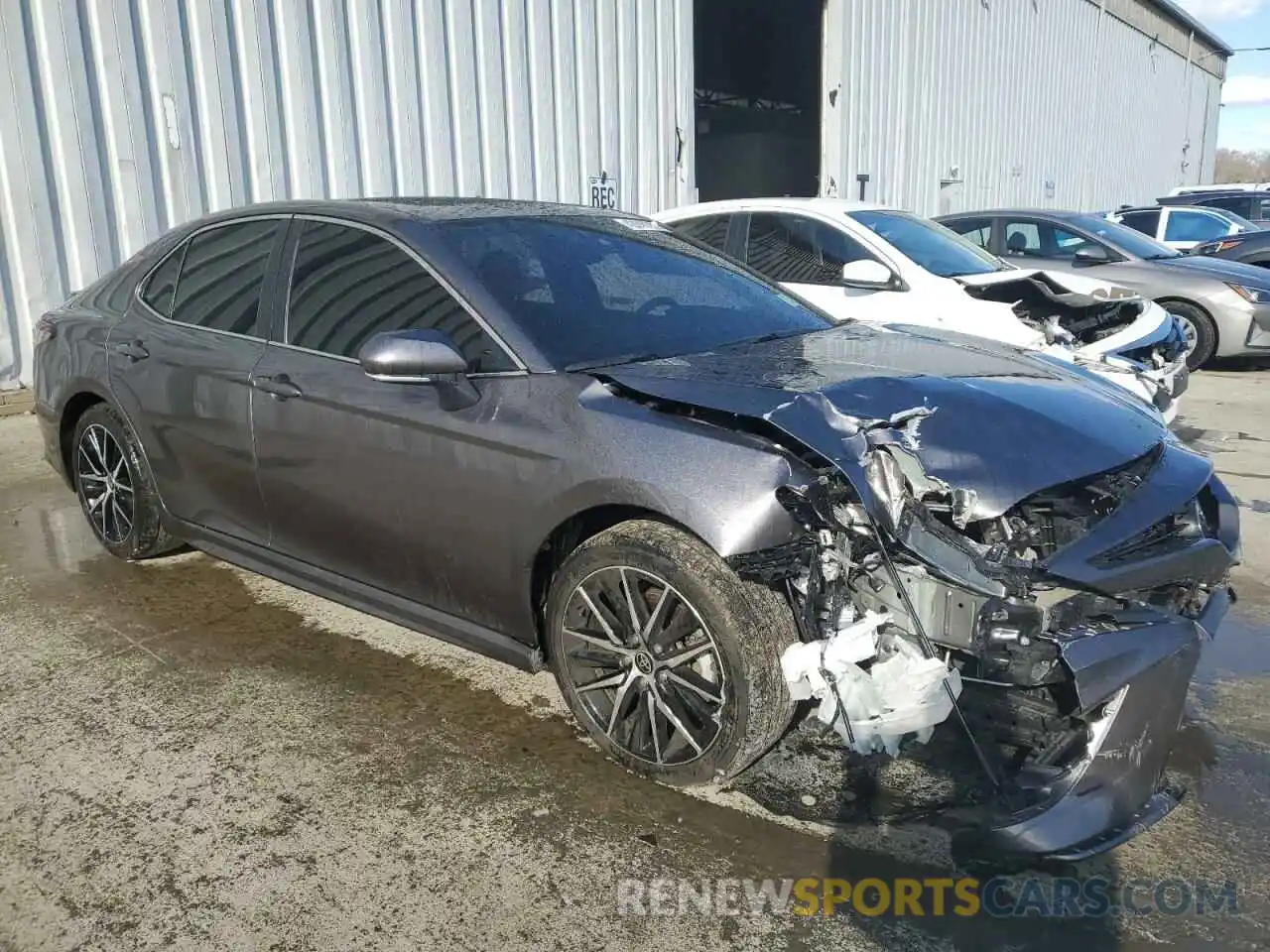 4 Photograph of a damaged car 4T1T11BK4MU040851 TOYOTA CAMRY 2021