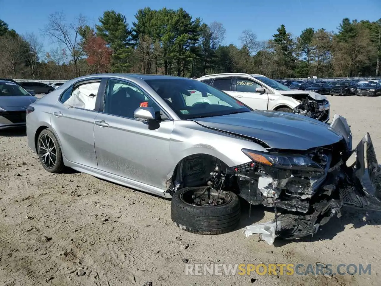 4 Photograph of a damaged car 4T1T11BK5MU023492 TOYOTA CAMRY 2021