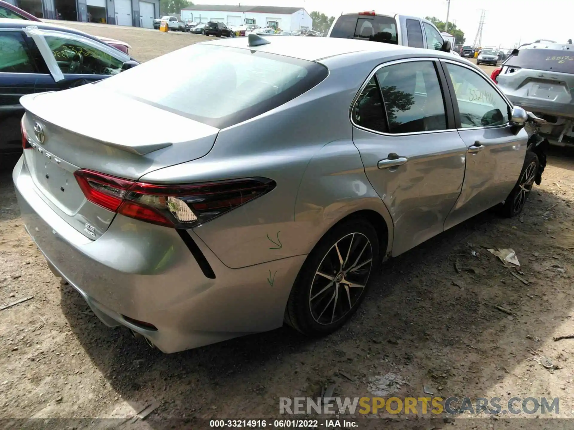 4 Photograph of a damaged car 4T1T11BK5MU024500 TOYOTA CAMRY 2021