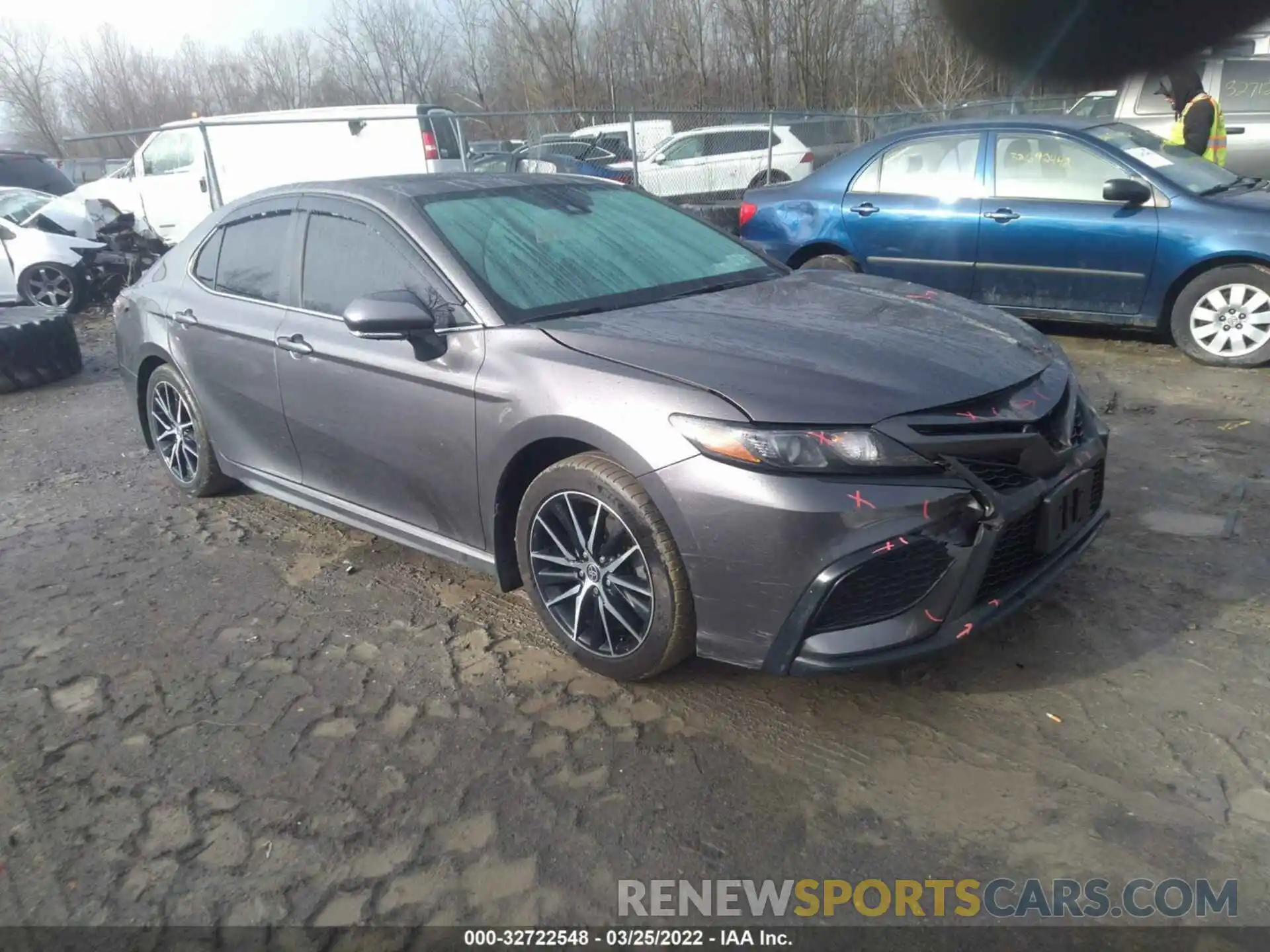 1 Photograph of a damaged car 4T1T11BK6MU031360 TOYOTA CAMRY 2021