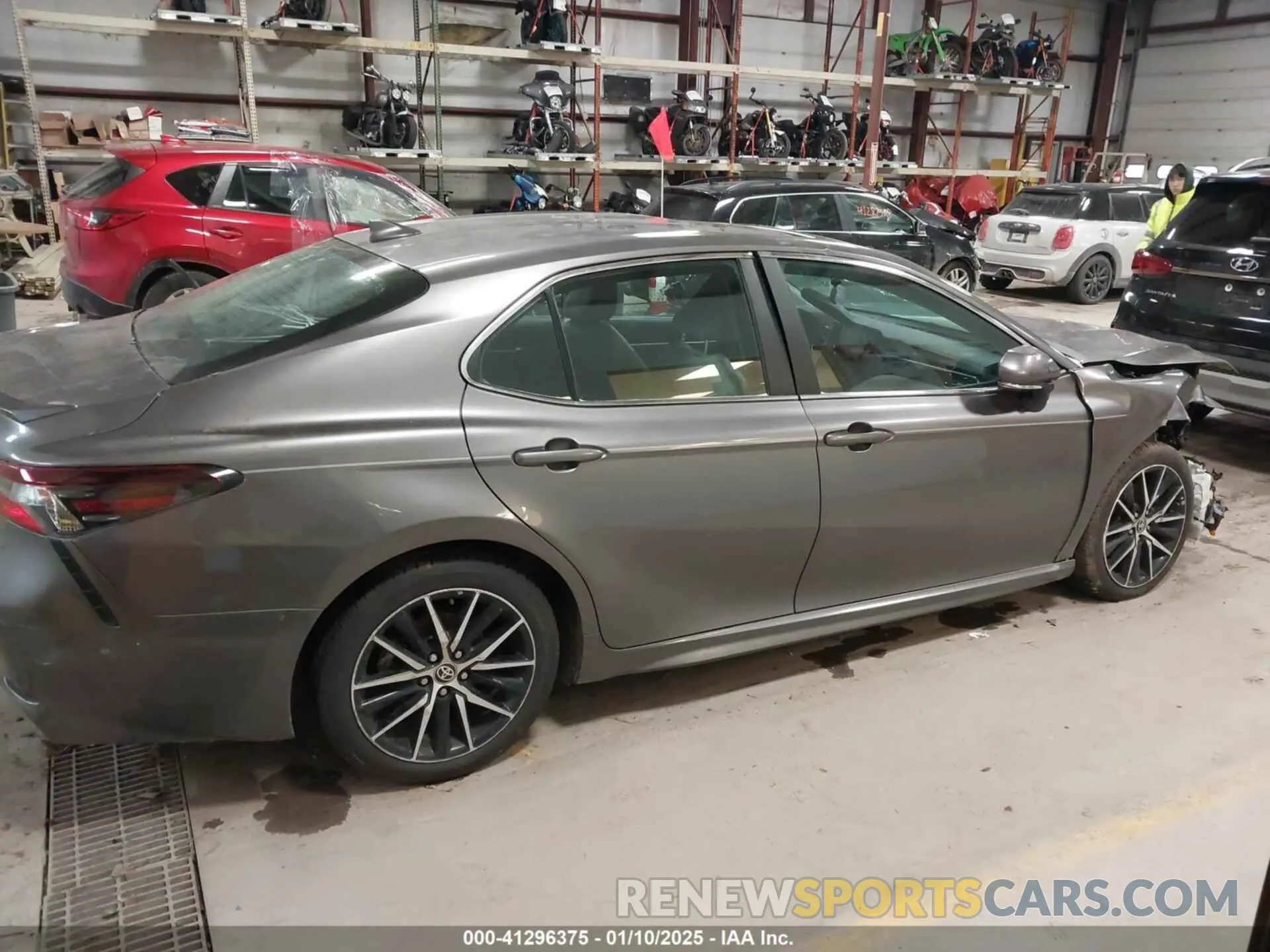 12 Photograph of a damaged car 4T1T11BK7MU028791 TOYOTA CAMRY 2021