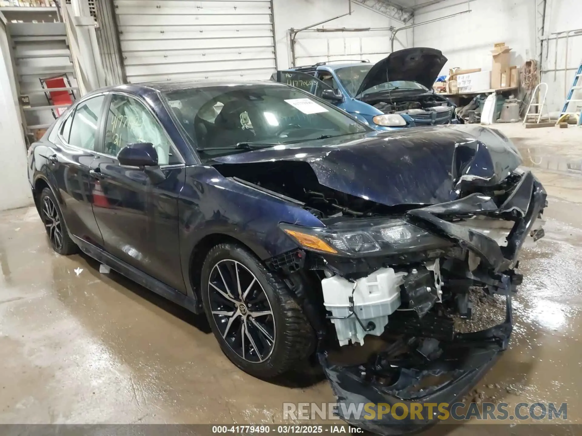 1 Photograph of a damaged car 4T1T11BK8MU041159 TOYOTA CAMRY 2021