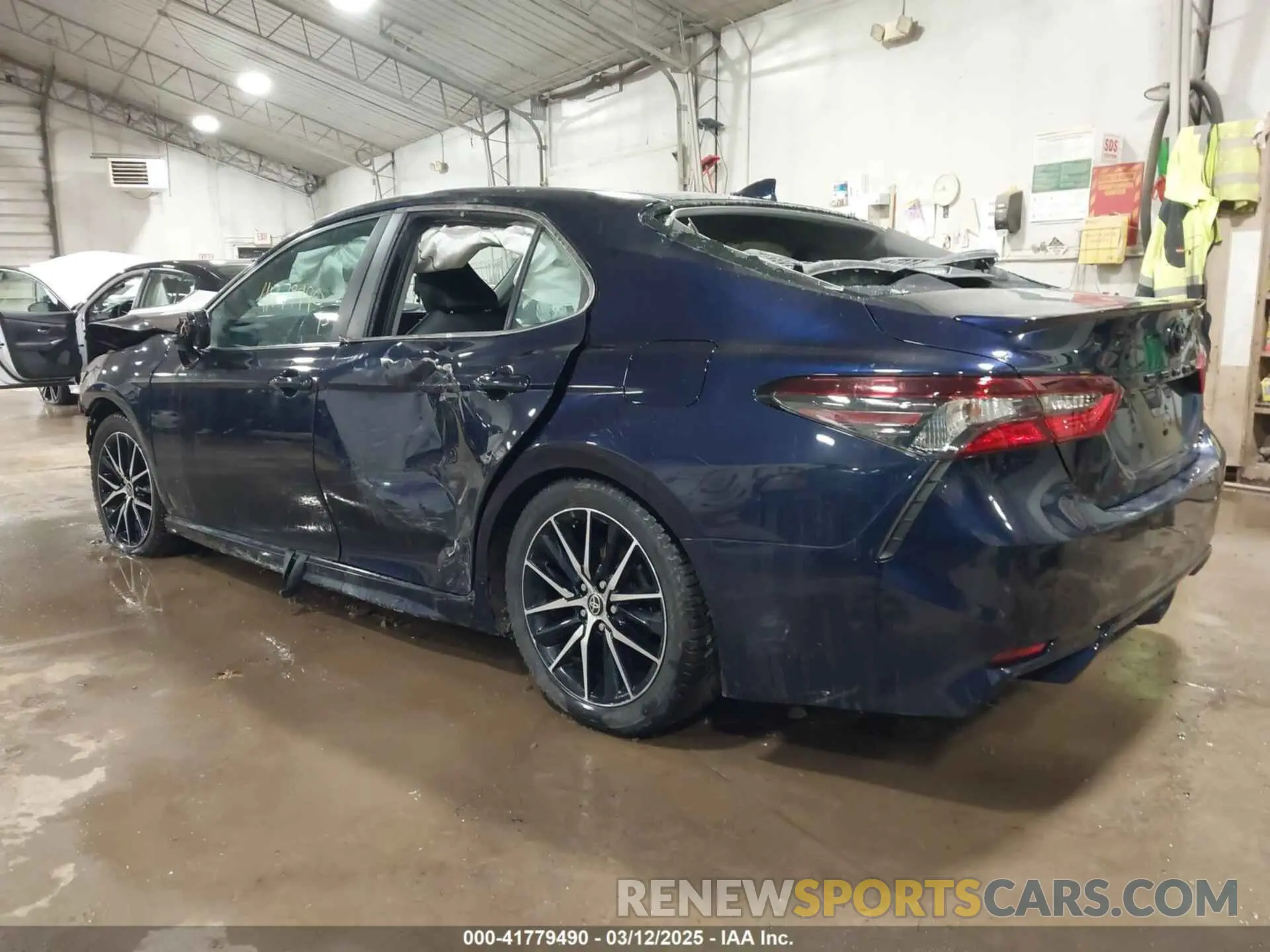 3 Photograph of a damaged car 4T1T11BK8MU041159 TOYOTA CAMRY 2021