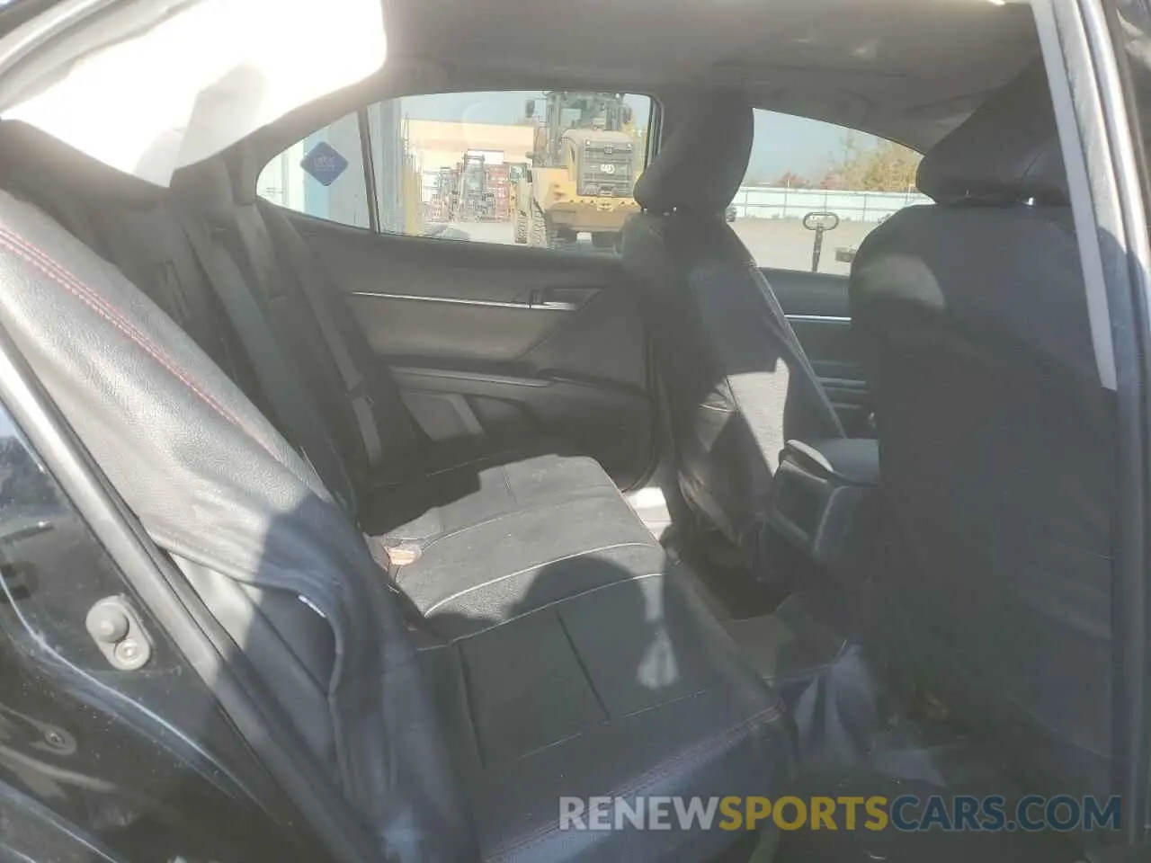 10 Photograph of a damaged car 4T1B21HK9NU017602 TOYOTA CAMRY 2022