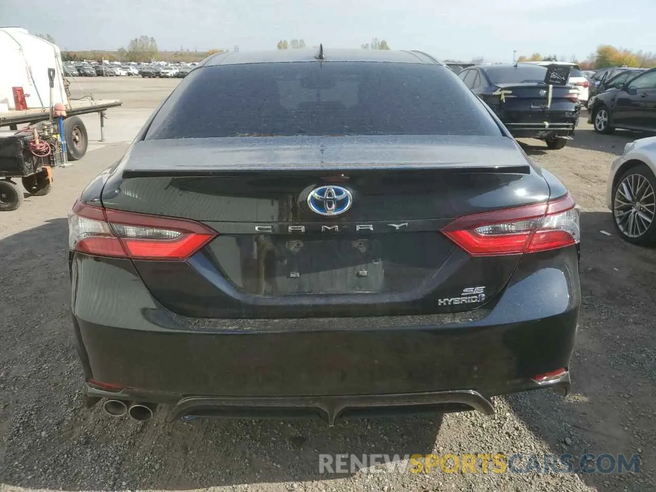 6 Photograph of a damaged car 4T1B21HK9NU017602 TOYOTA CAMRY 2022