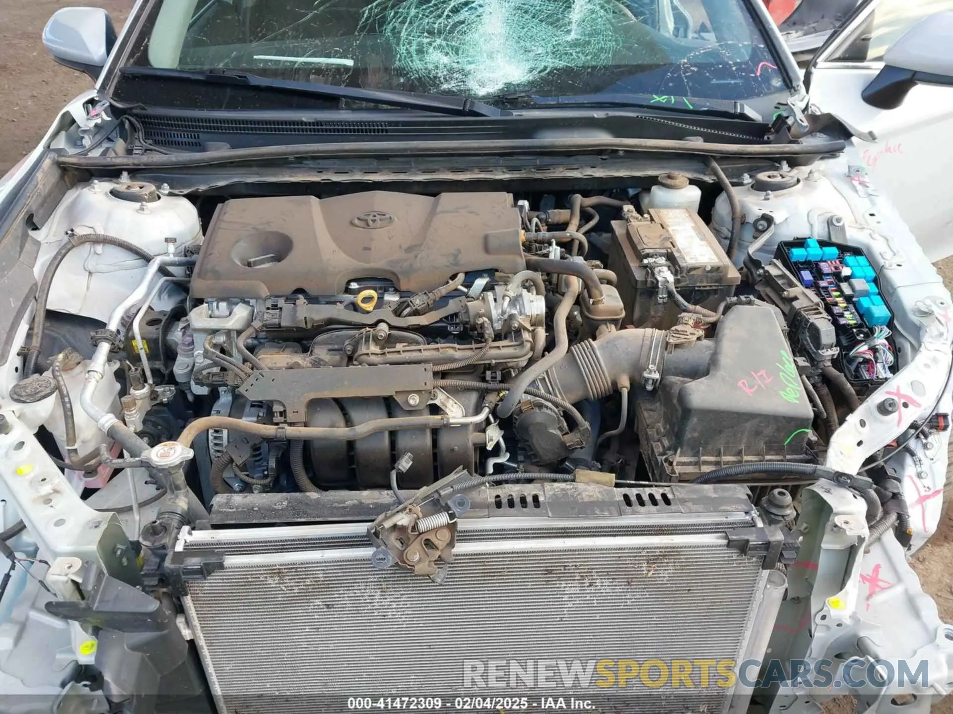 10 Photograph of a damaged car 4T1C11AK0NU068424 TOYOTA CAMRY 2022
