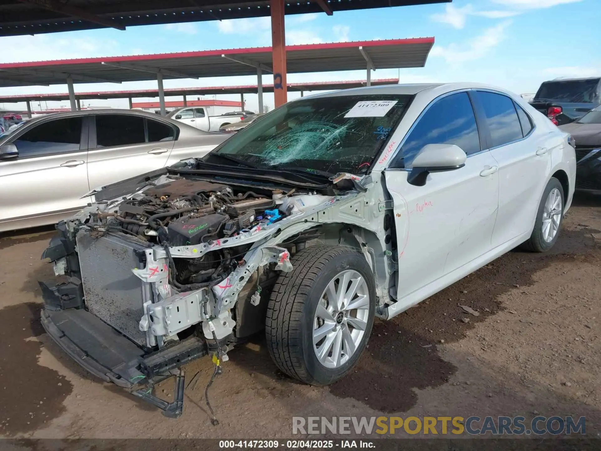 2 Photograph of a damaged car 4T1C11AK0NU068424 TOYOTA CAMRY 2022