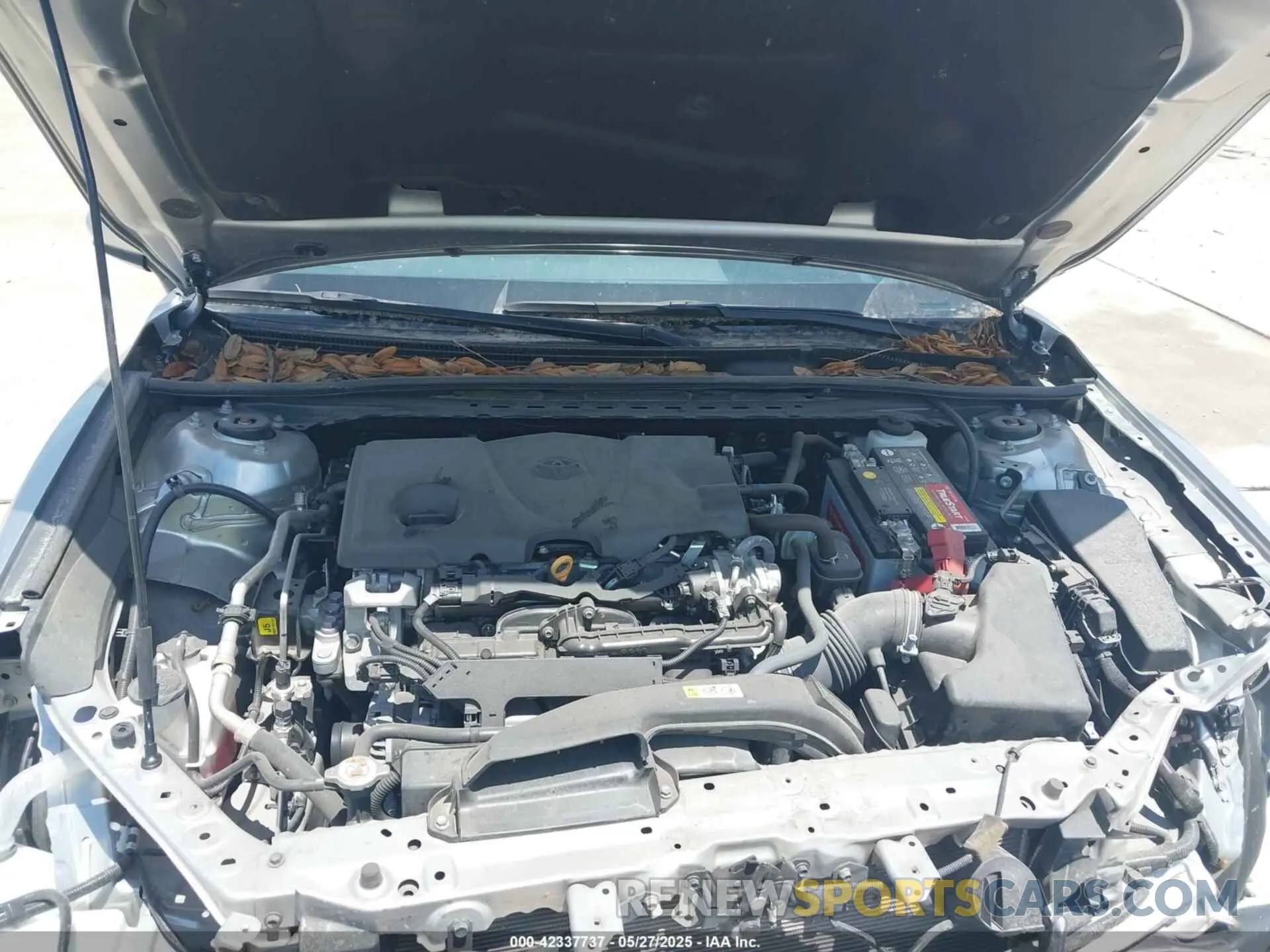 10 Photograph of a damaged car 4T1C11AK0NU627812 TOYOTA CAMRY 2022