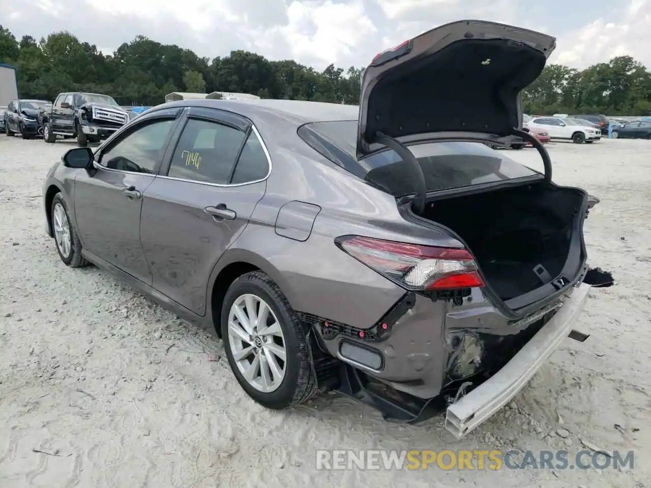 3 Photograph of a damaged car 4T1C11AK0NU628538 TOYOTA CAMRY 2022