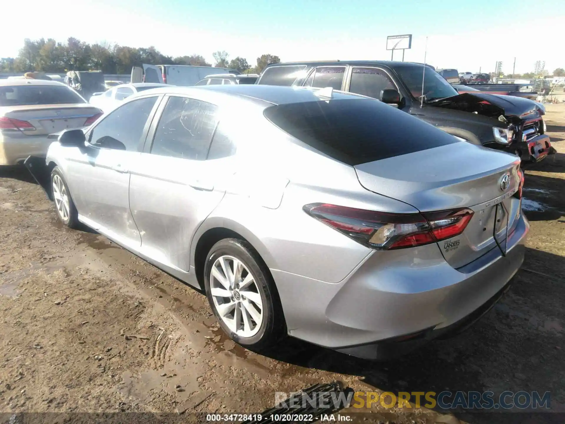 3 Photograph of a damaged car 4T1C11AK0NU635036 TOYOTA CAMRY 2022