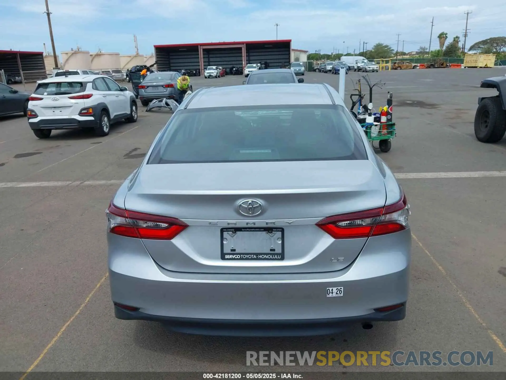 16 Photograph of a damaged car 4T1C11AK0NU640401 TOYOTA CAMRY 2022