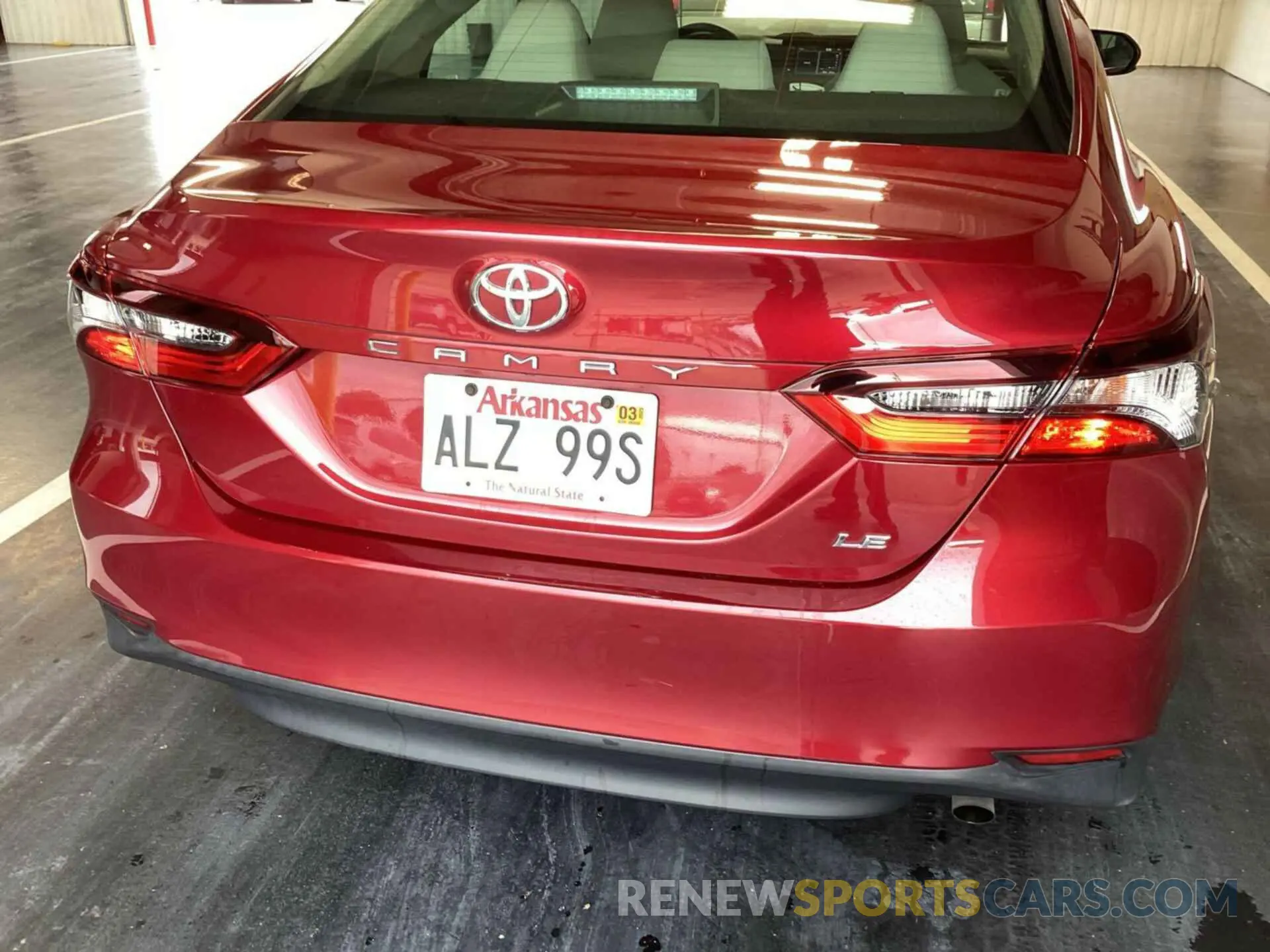 10 Photograph of a damaged car 4T1C11AK0NU646683 TOYOTA CAMRY 2022
