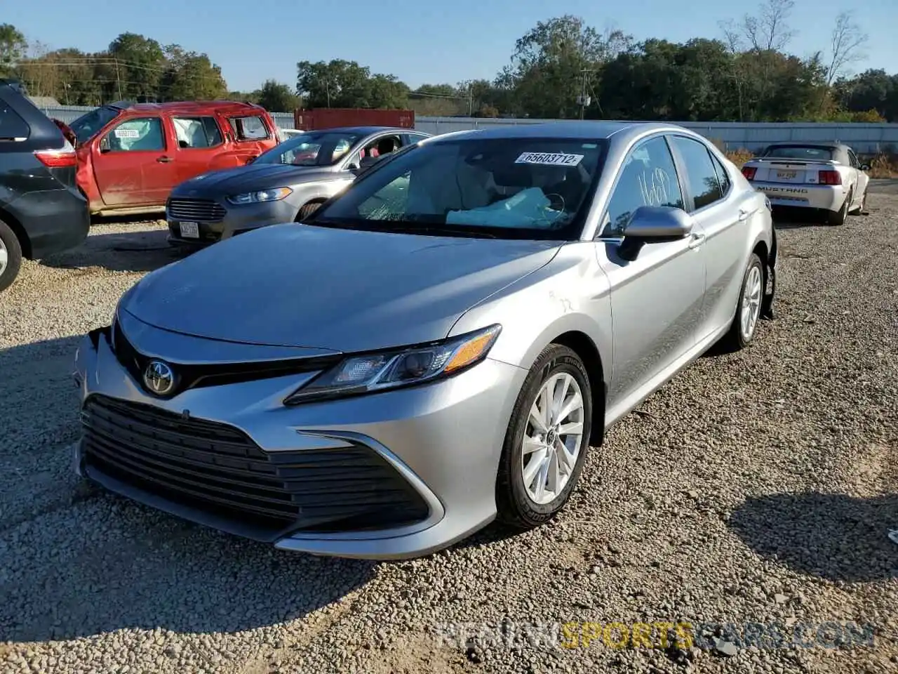 2 Photograph of a damaged car 4T1C11AK0NU648918 TOYOTA CAMRY 2022