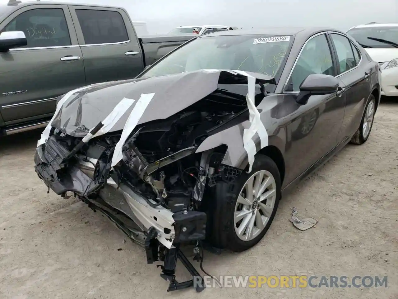 1 Photograph of a damaged car 4T1C11AK0NU663290 TOYOTA CAMRY 2022