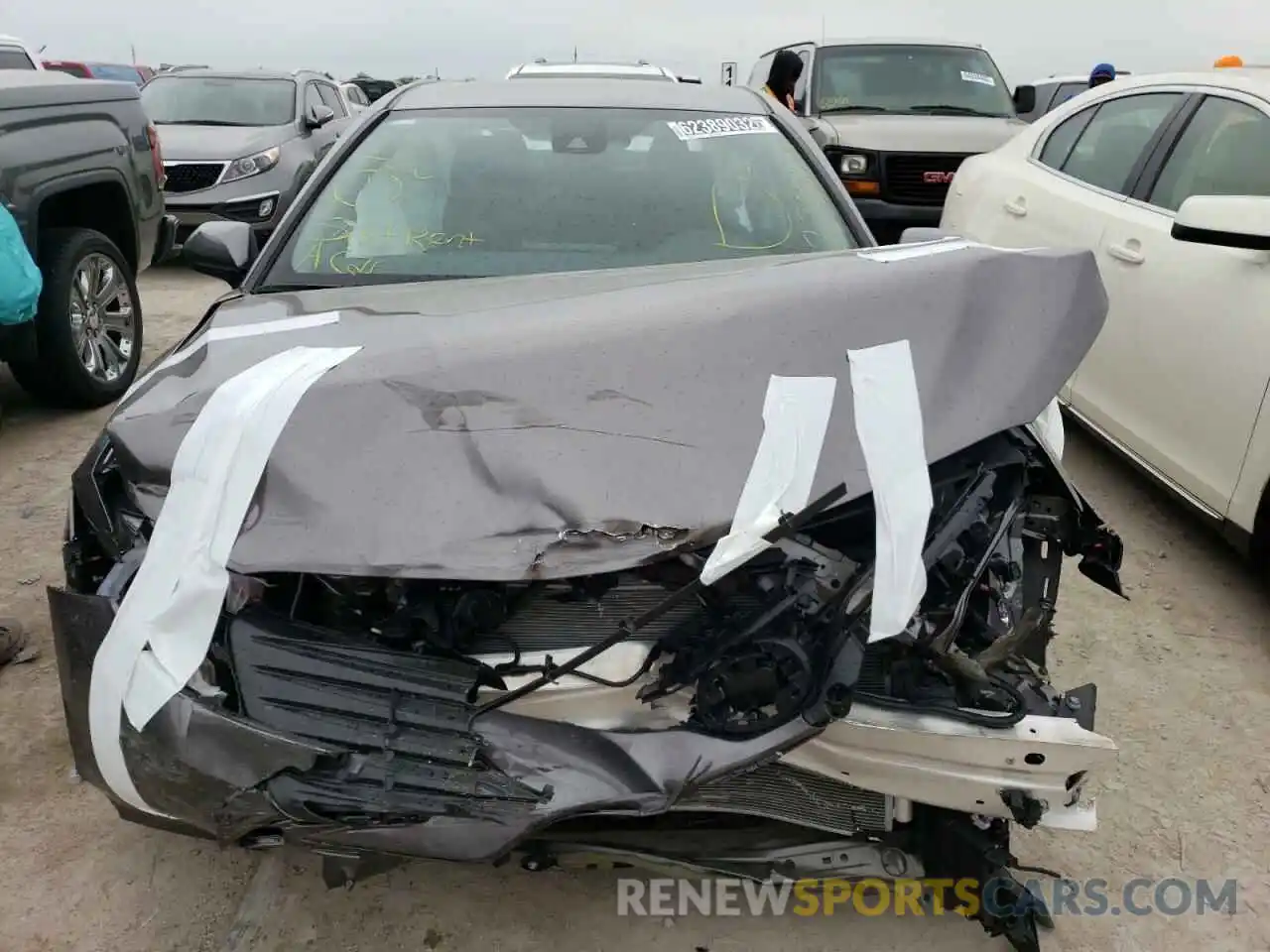 5 Photograph of a damaged car 4T1C11AK0NU663290 TOYOTA CAMRY 2022