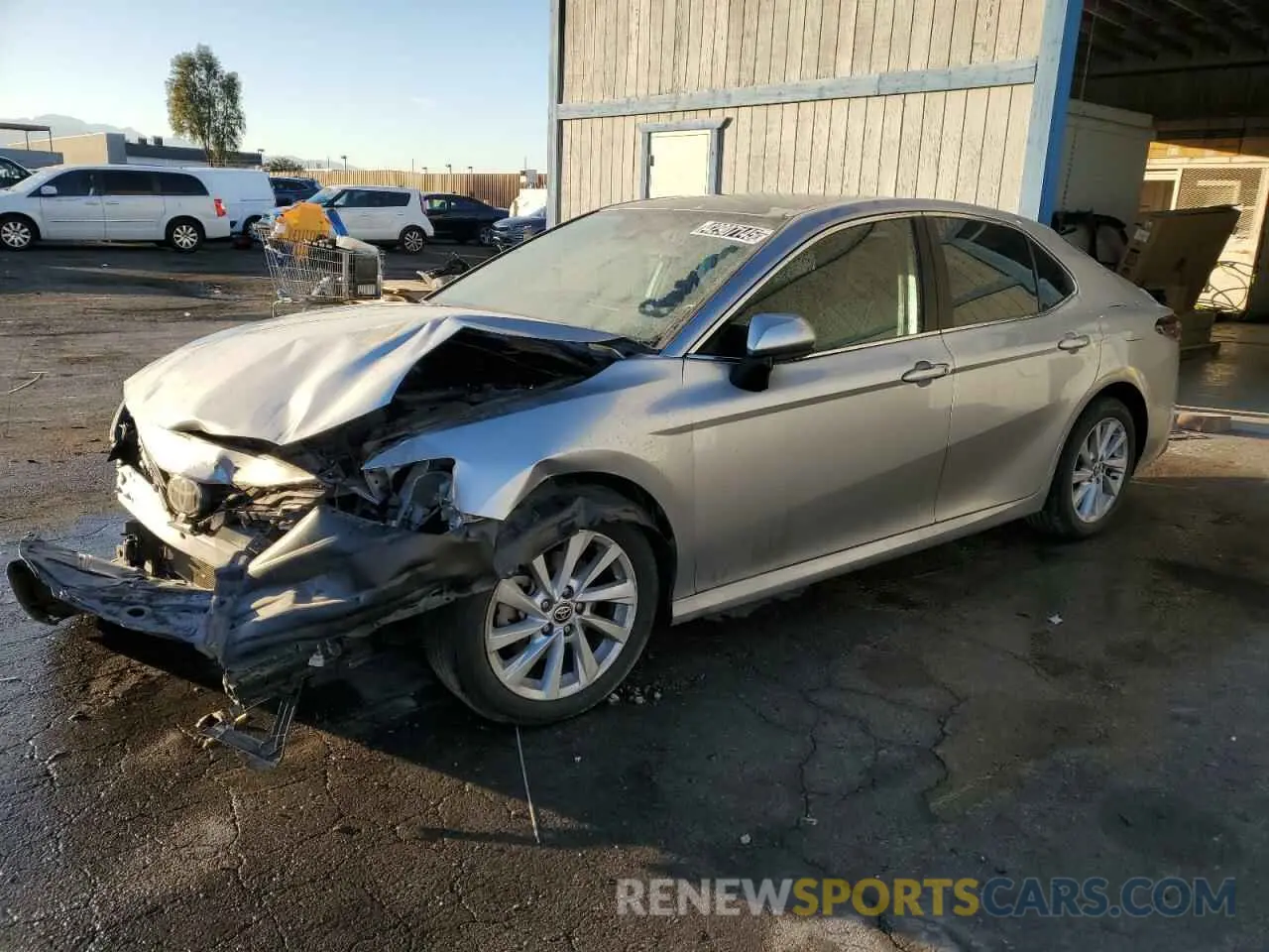 1 Photograph of a damaged car 4T1C11AK0NU664424 TOYOTA CAMRY 2022