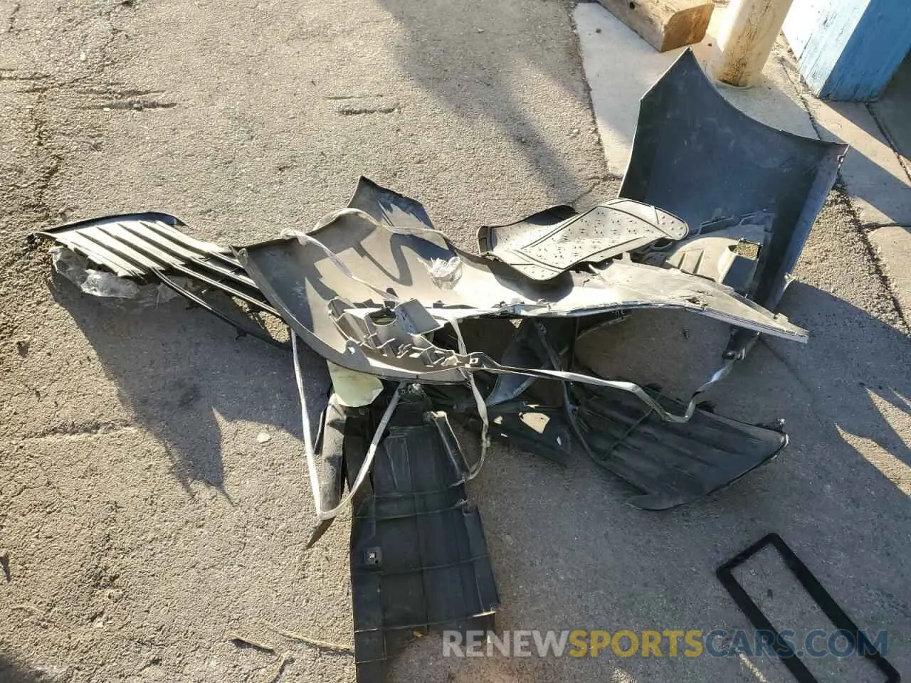 12 Photograph of a damaged car 4T1C11AK0NU664424 TOYOTA CAMRY 2022