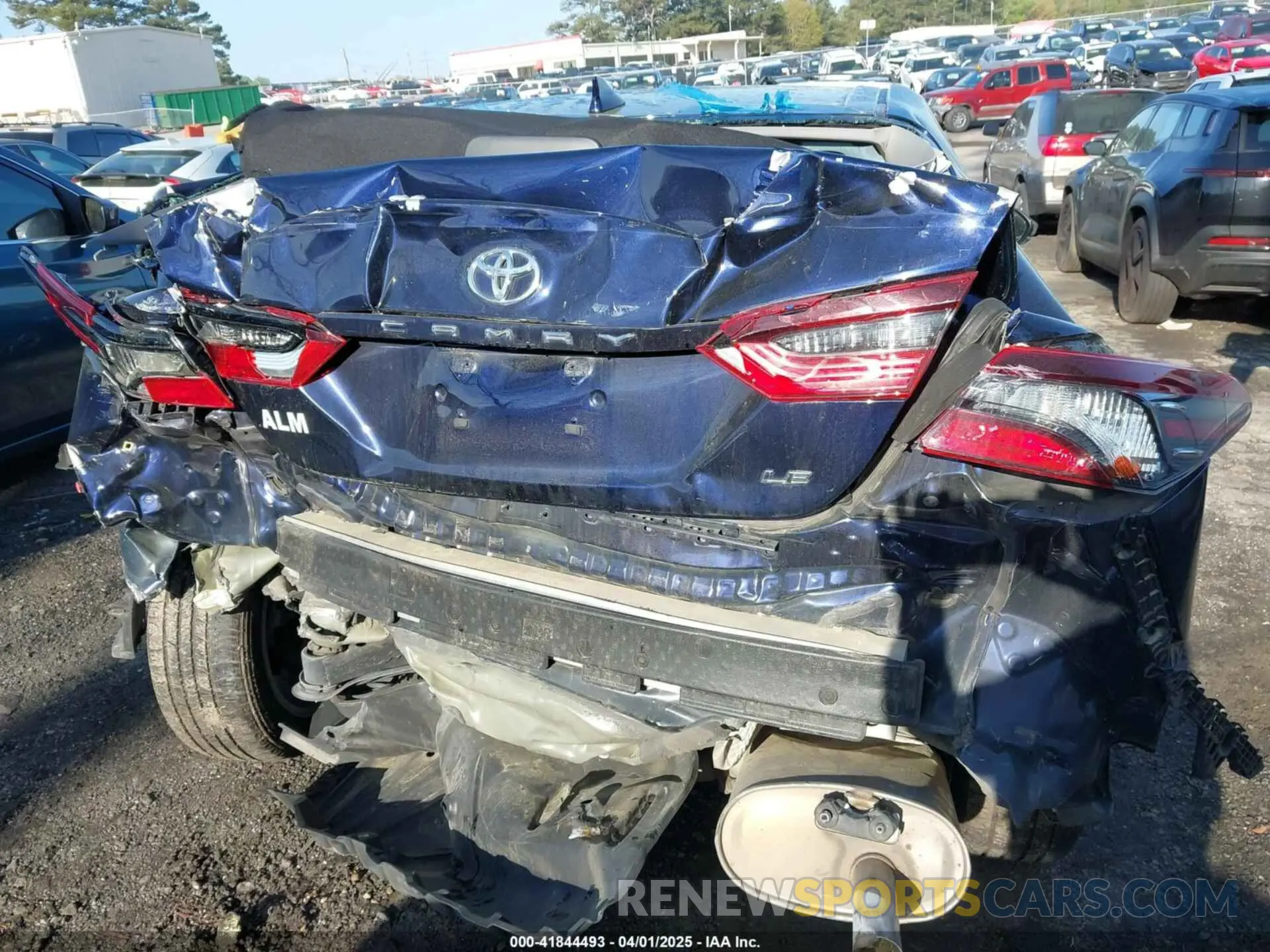 17 Photograph of a damaged car 4T1C11AK0NU674001 TOYOTA CAMRY 2022