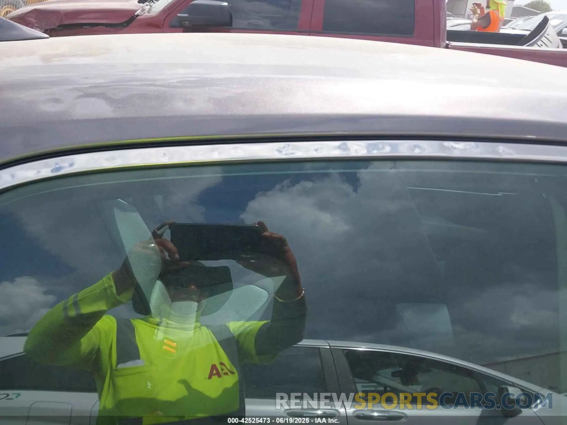 17 Photograph of a damaged car 4T1C11AK0NU711192 TOYOTA CAMRY 2022