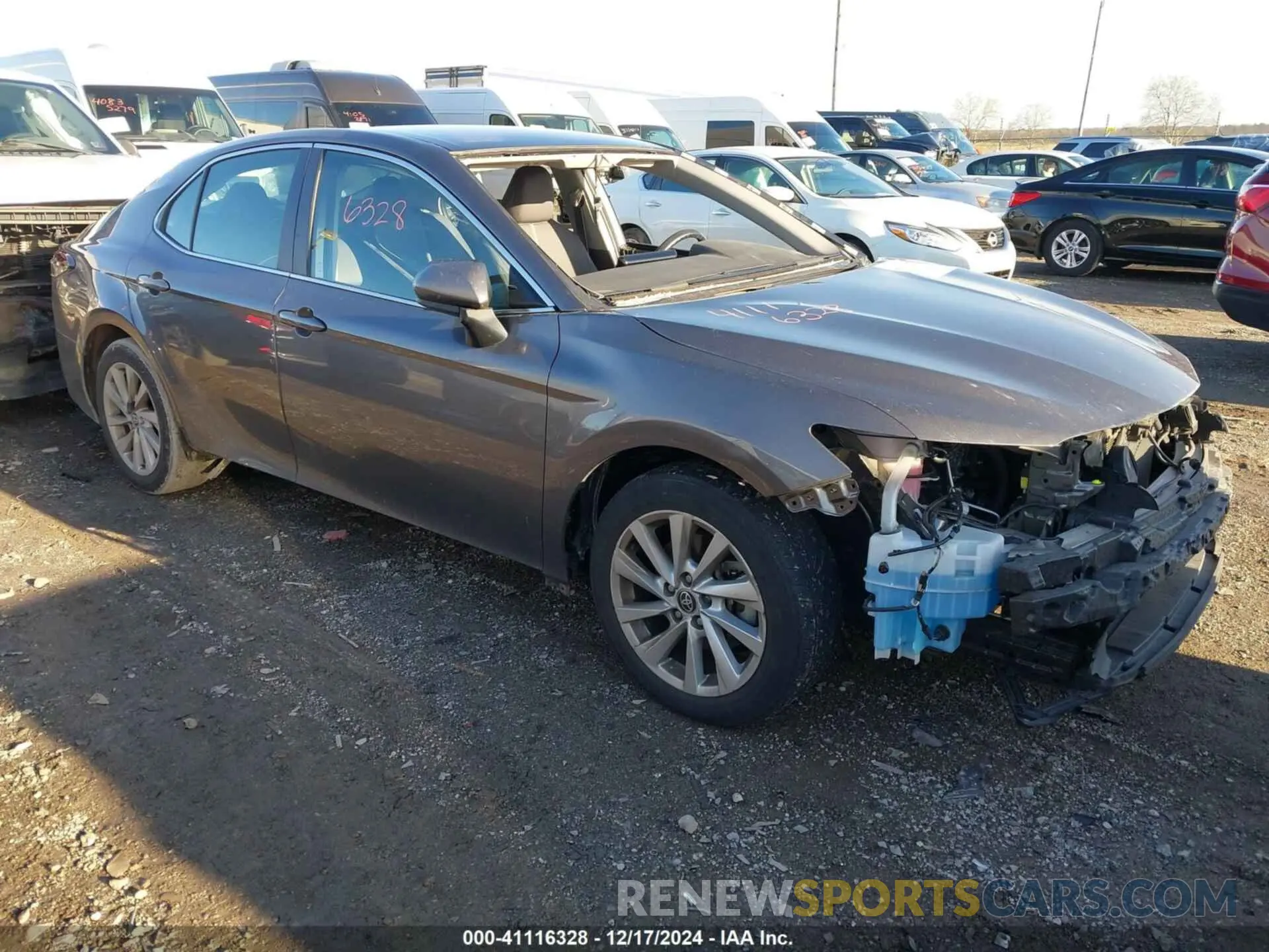 1 Photograph of a damaged car 4T1C11AK0NU712200 TOYOTA CAMRY 2022