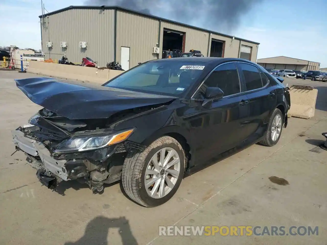 1 Photograph of a damaged car 4T1C11AK1NU007907 TOYOTA CAMRY 2022