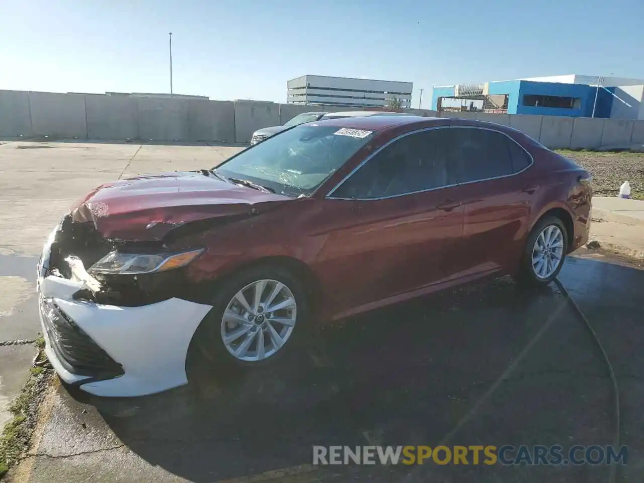 1 Photograph of a damaged car 4T1C11AK1NU055732 TOYOTA CAMRY 2022